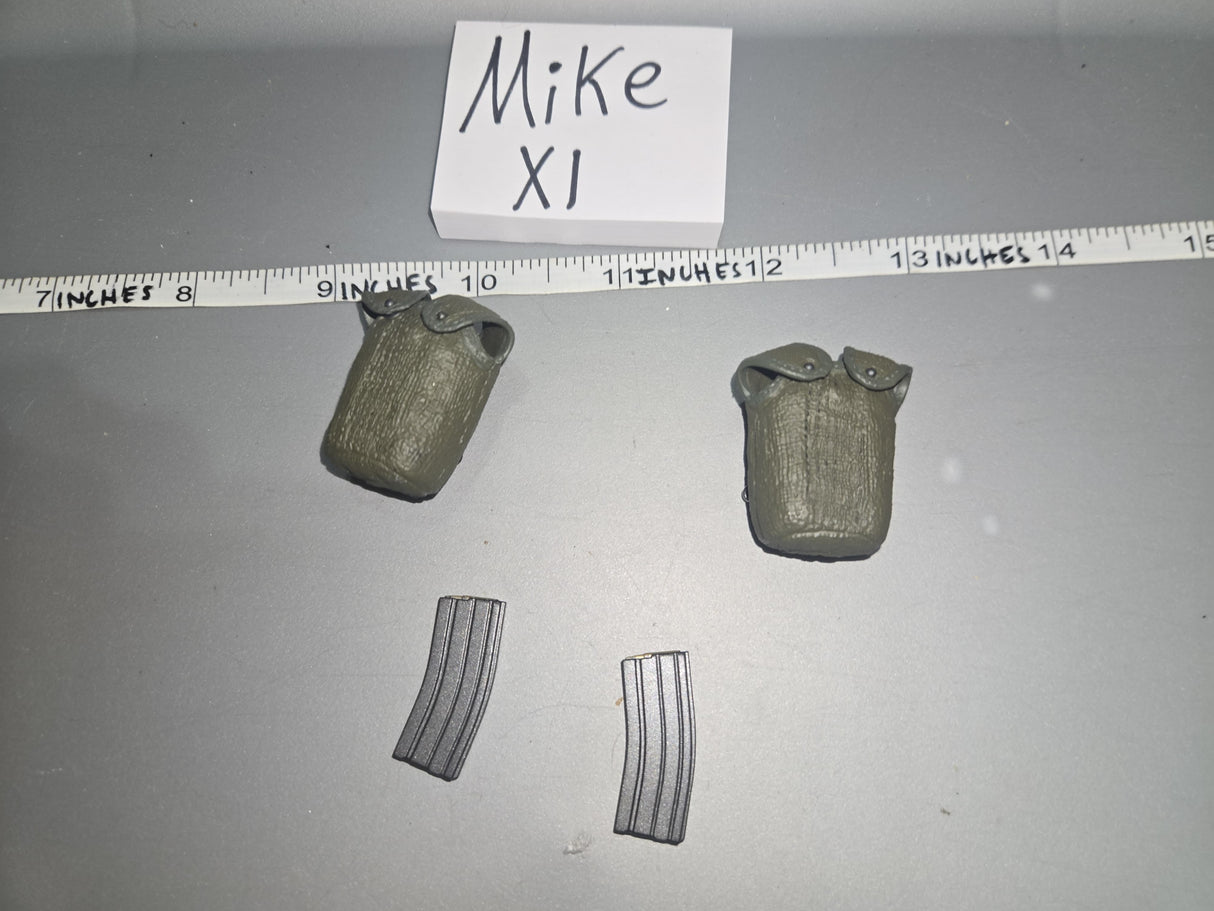 1/6 Scale Vietnam Pouch Lot