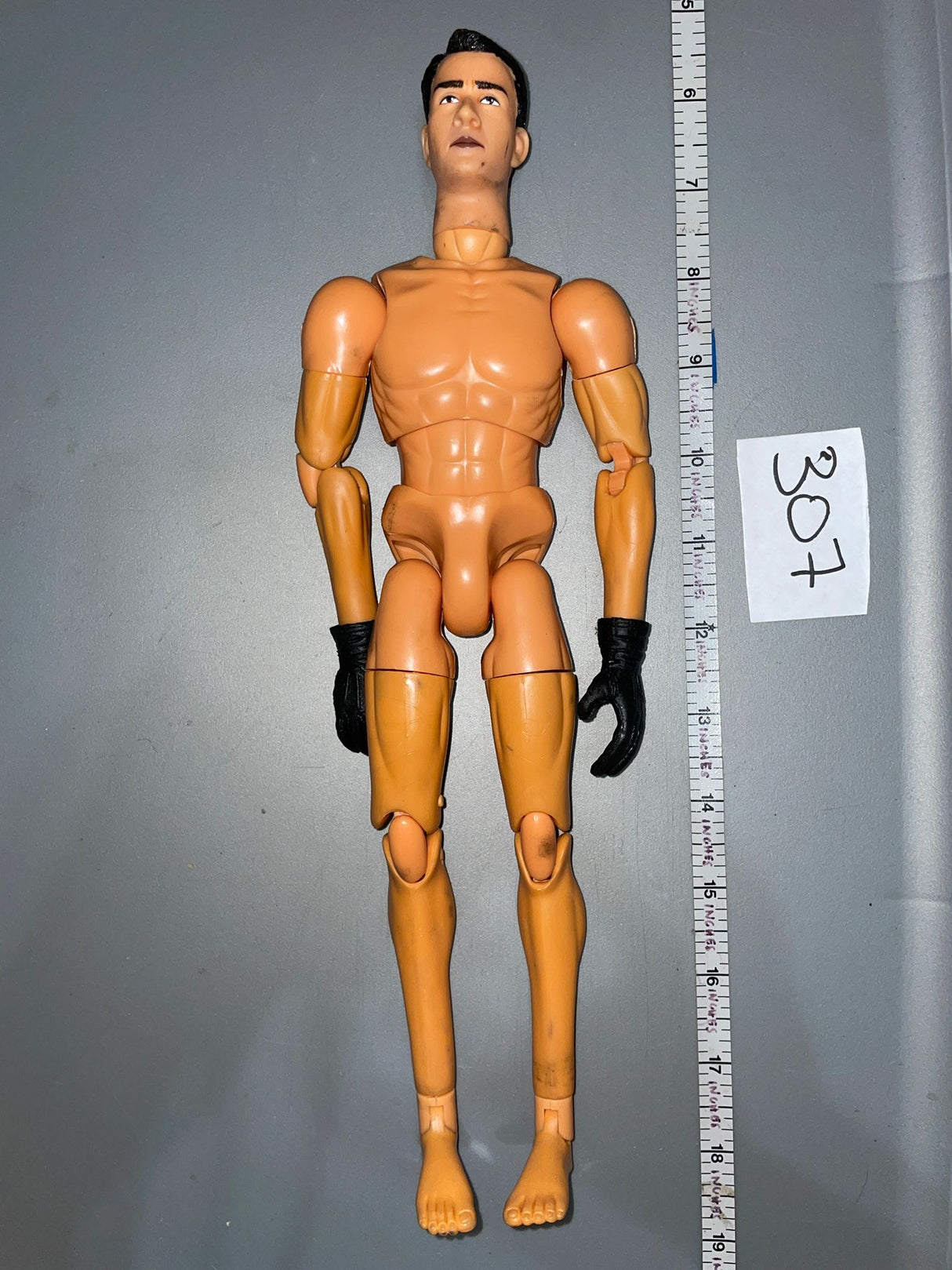 1/6 Scale Nude Hot Toys Figure
