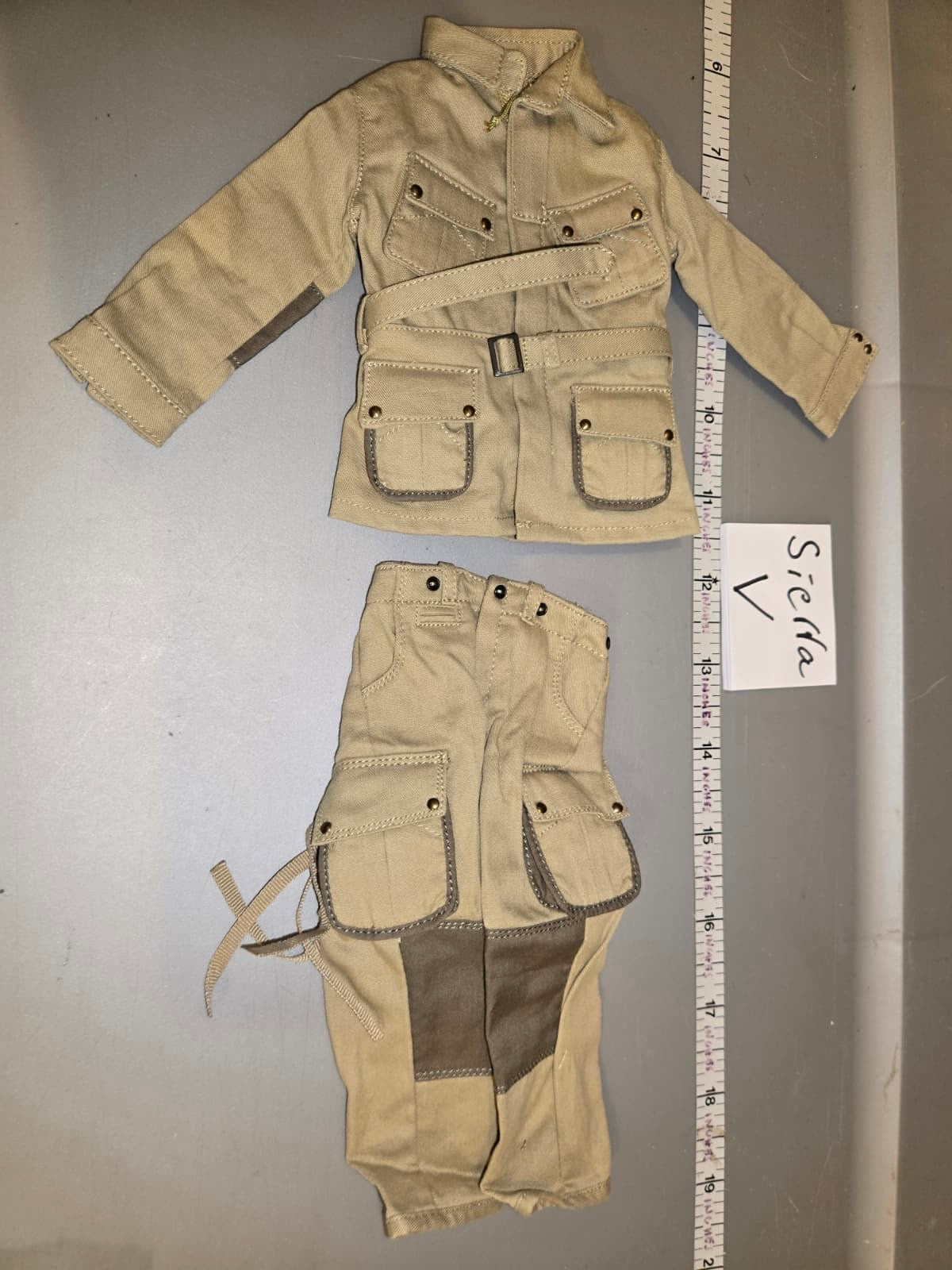 1:6 Scale WWII US Paratrooper Uniform