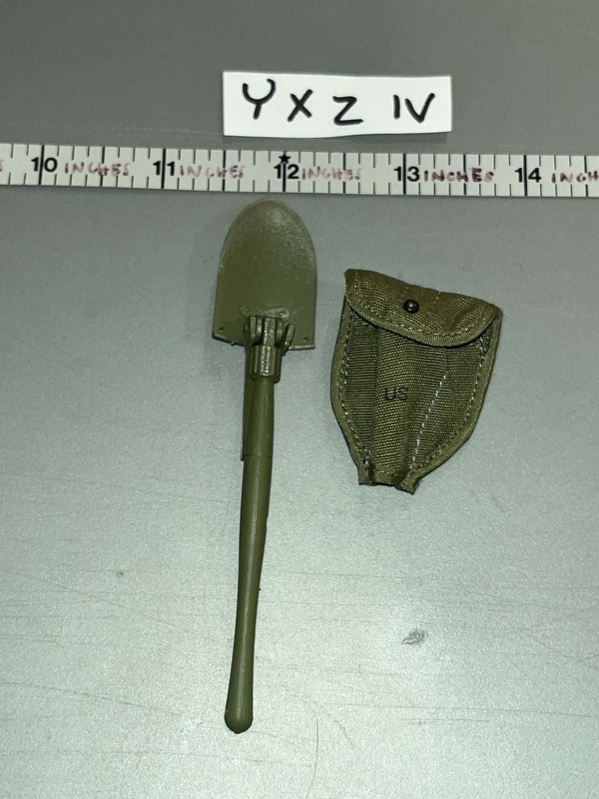 1/6 Scale Vietnam US Entrenching tool and Carrier - USMC Hue - Doechii - Ace Factory