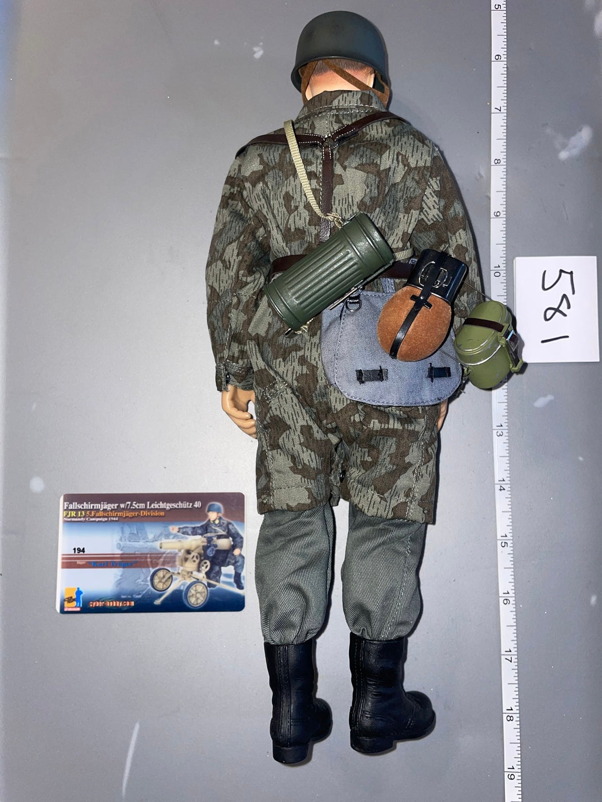 1:6 Scale WWII German Fallschirmjager Paratrooper Dressed Figure - Dragon