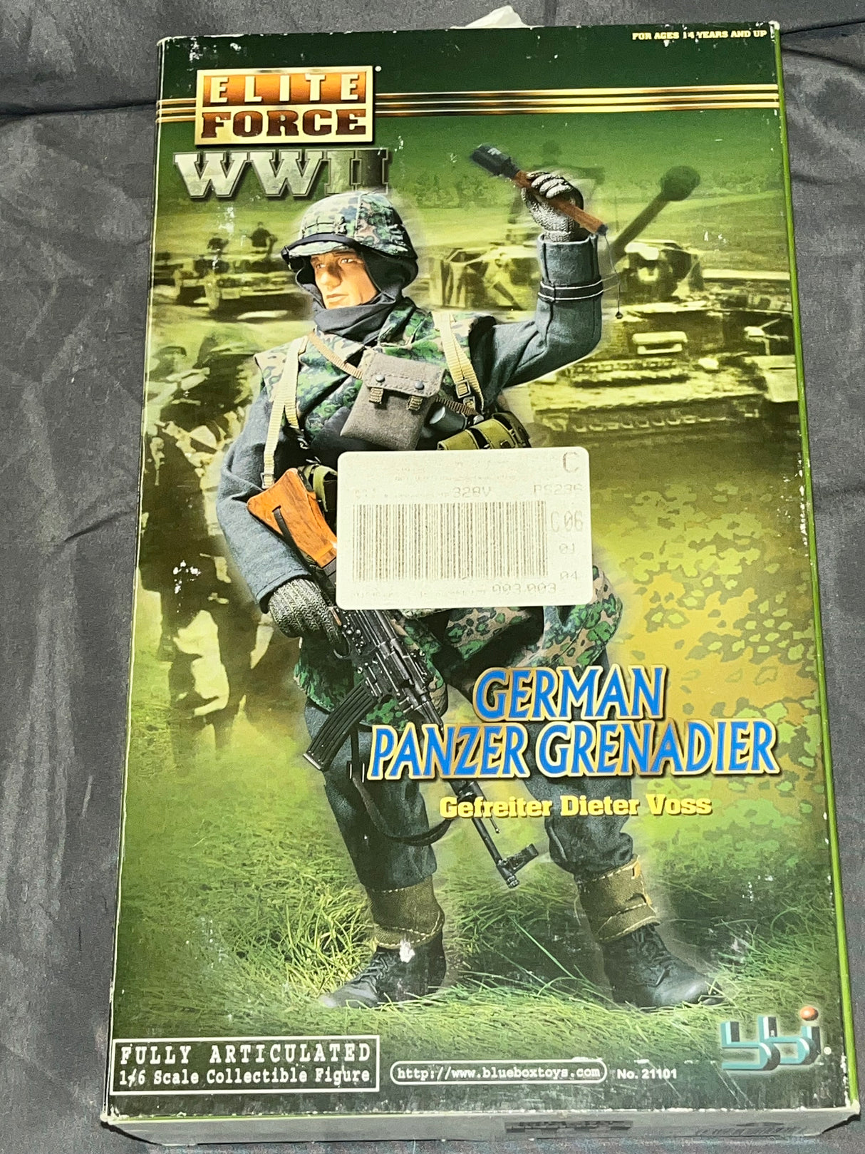 1/6 Scale WWII GERMAN Panzer Grenadier Dieter Voss - NIB BBI