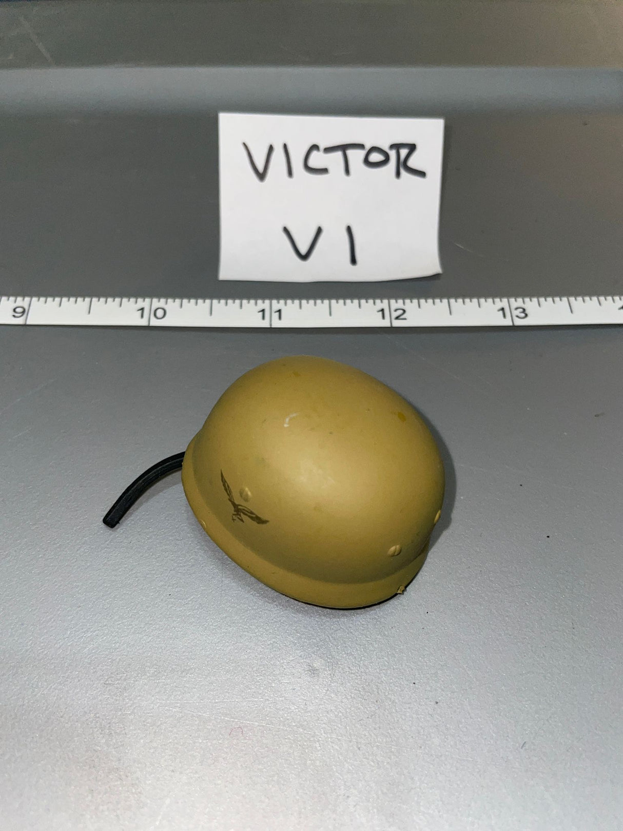 1:6 Scale WWII German Fallschirmjager Helmet