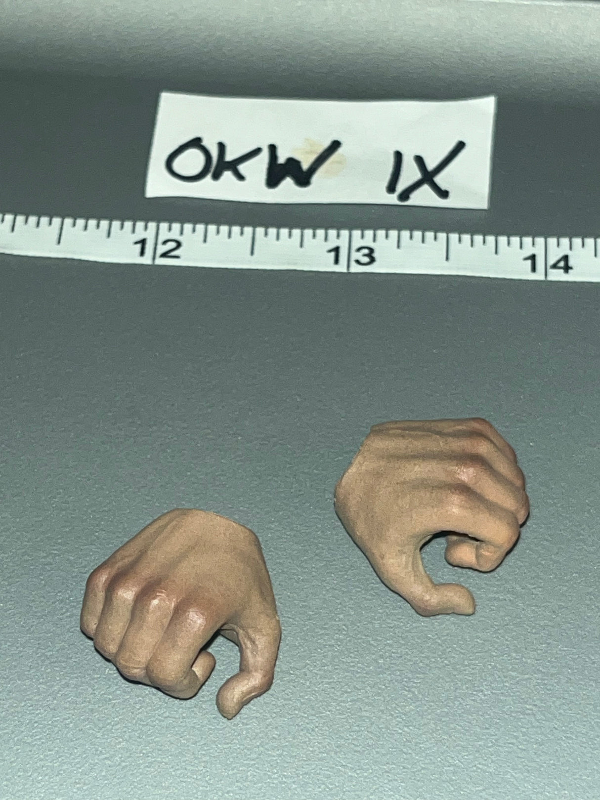 1/6 Scale World War One German Gripping Hands - Red Baron Facepool