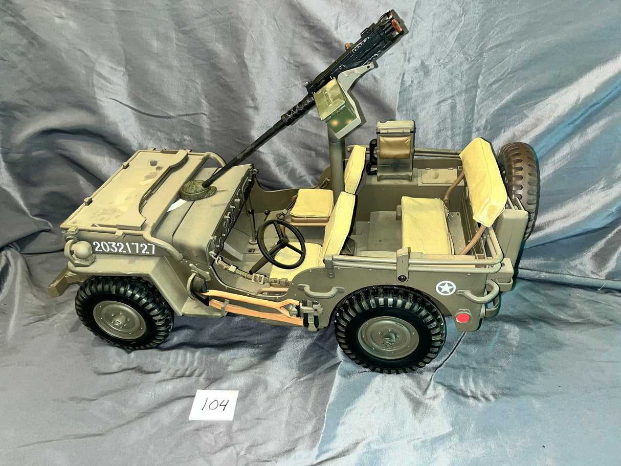 1/6 Scale WWII US Jeep - Ultimate Soldier - Weathered
