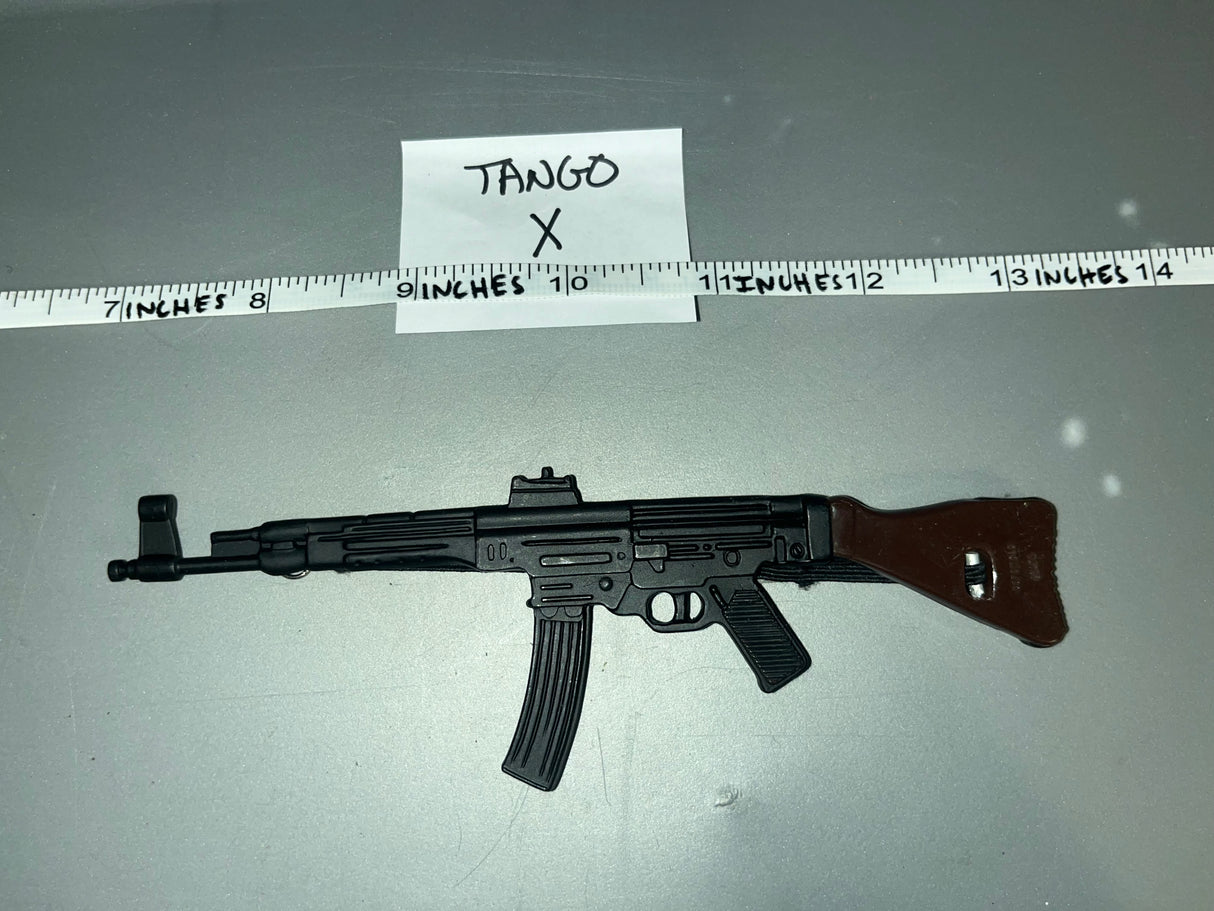 1:6 Scale WWII German MP-44