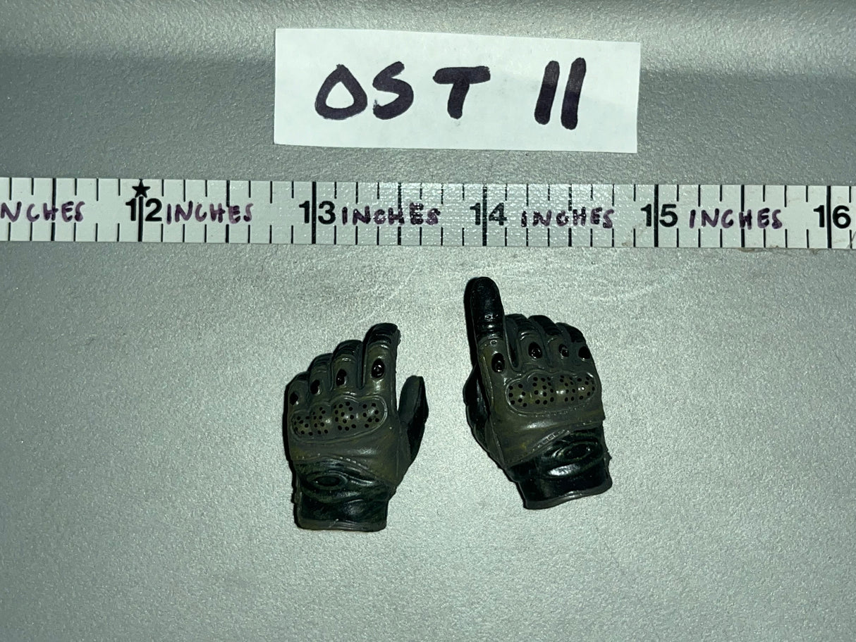 1/6 Scale Modern Era Gloved Hands