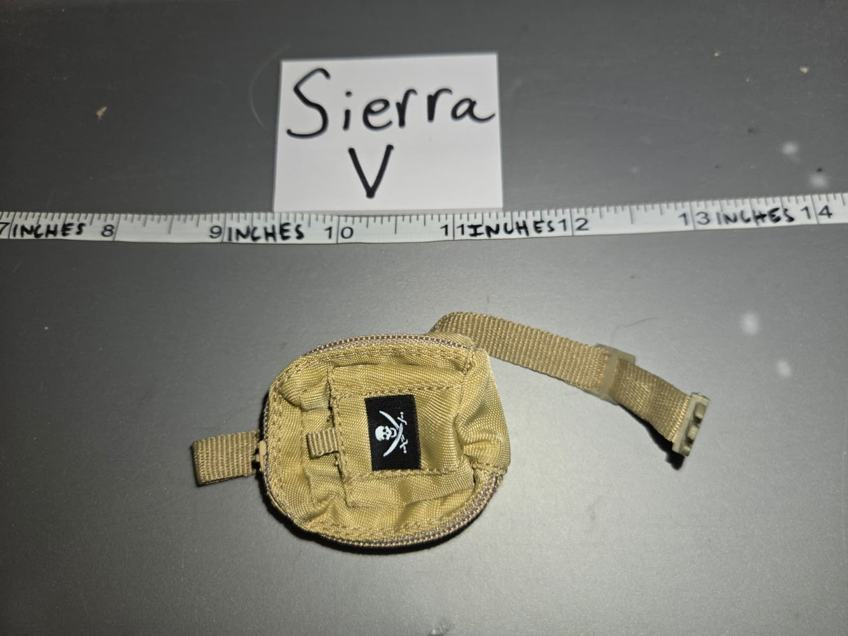 1:6 Modern Era Drop Down Pouch