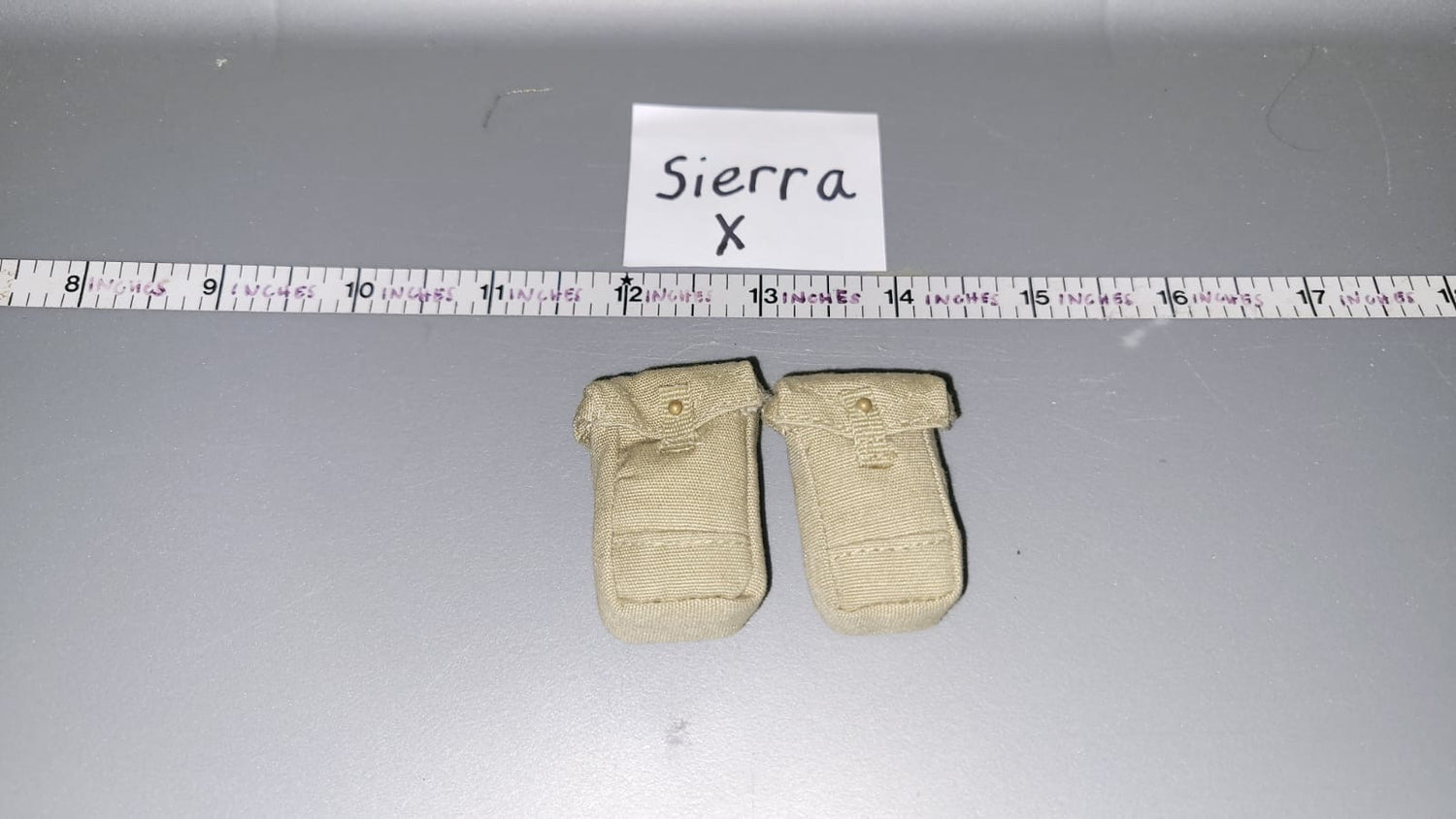 1:6 Scale WWII British Kidney Pouches