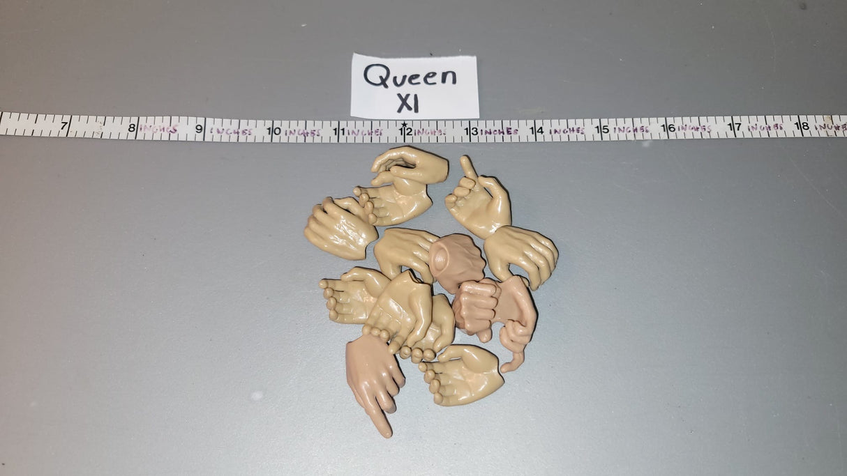1/6 Scale Nude Figure Hand Lot