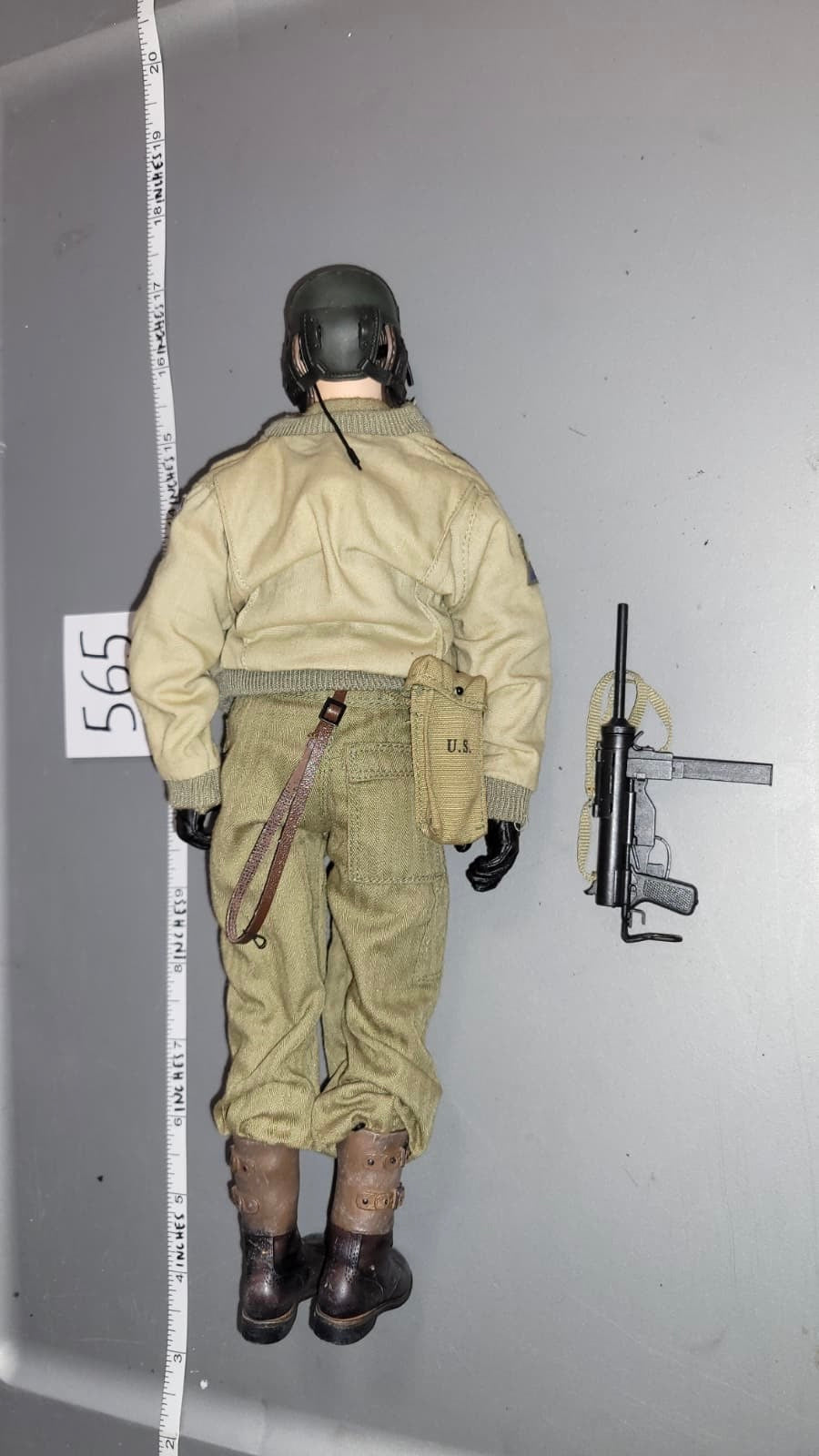 1:6 Scale WWII US Tanker Dressed Figure - Dragon