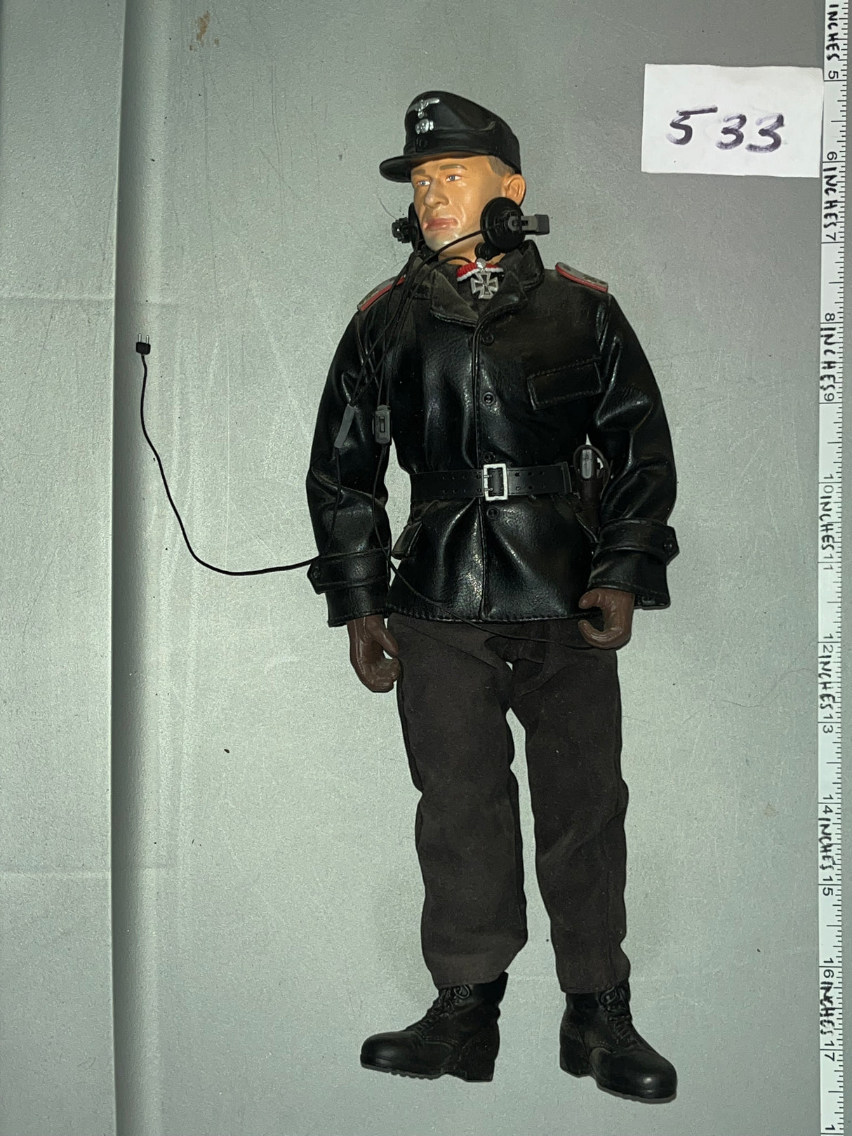 1:6 Scale WWII German Tanker Dressed Figure - Dragon