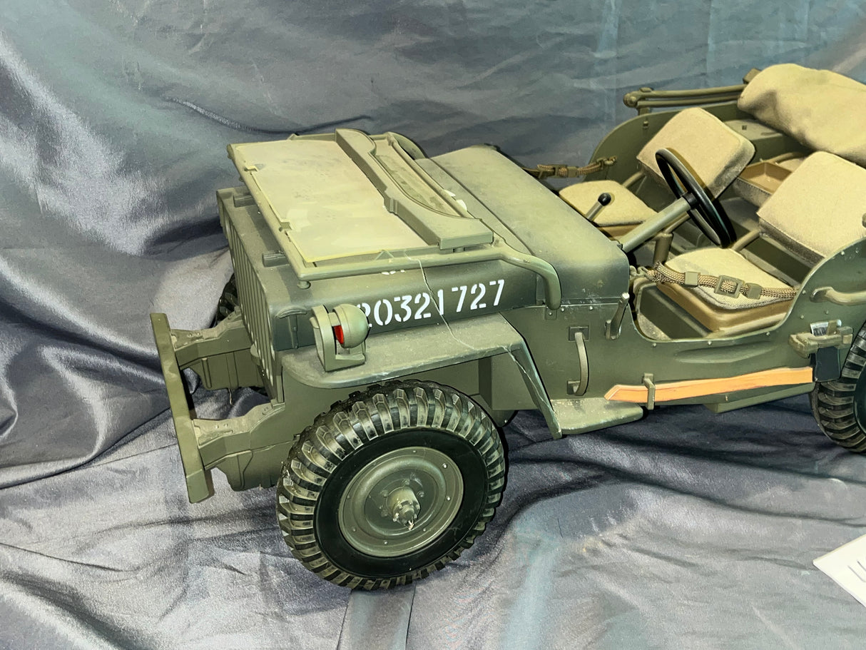 1/6 Scale WWII US Jeep - Ultimate Soldier - Weathered