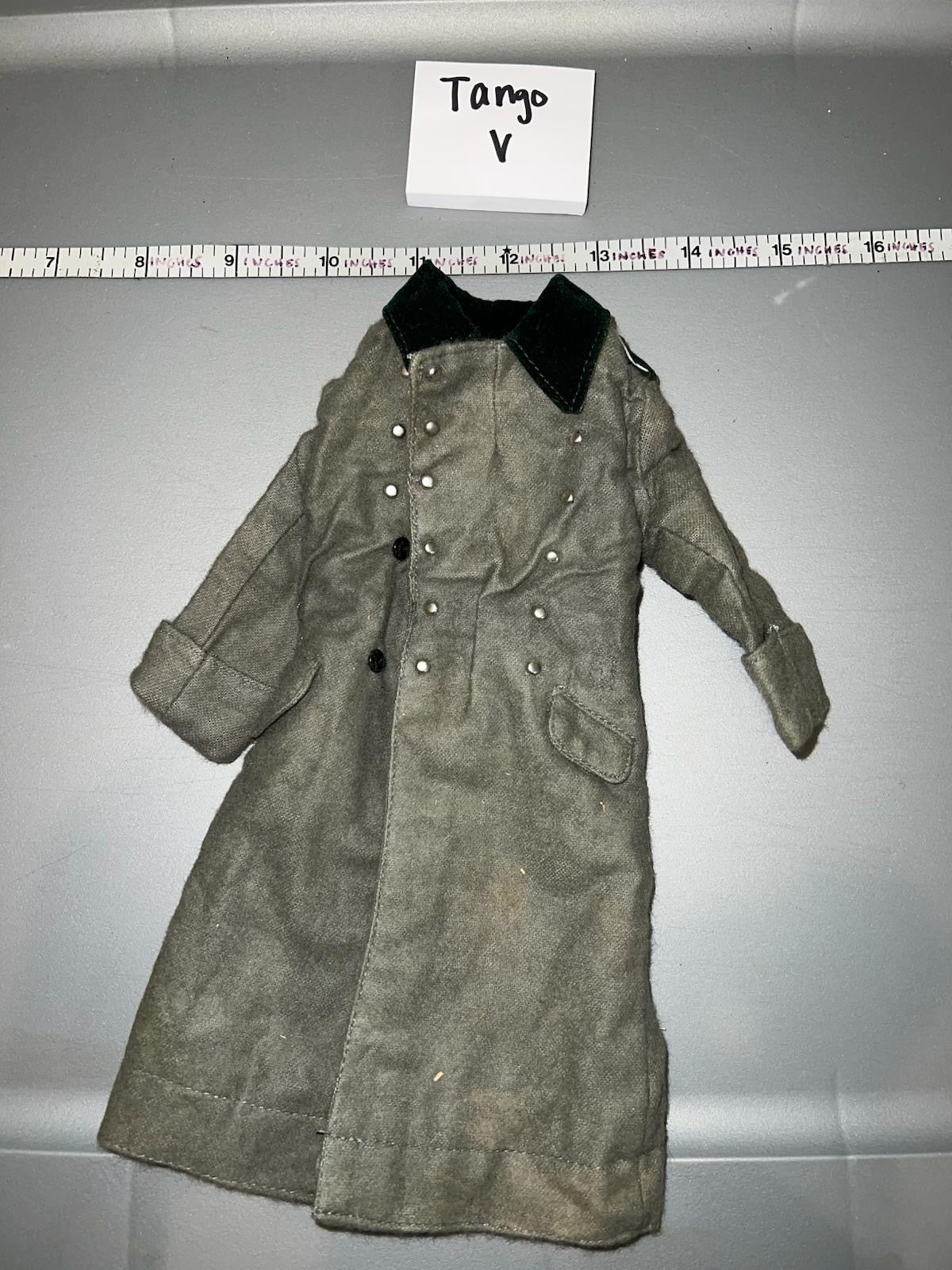 1:6 WWII German Military Great Coat