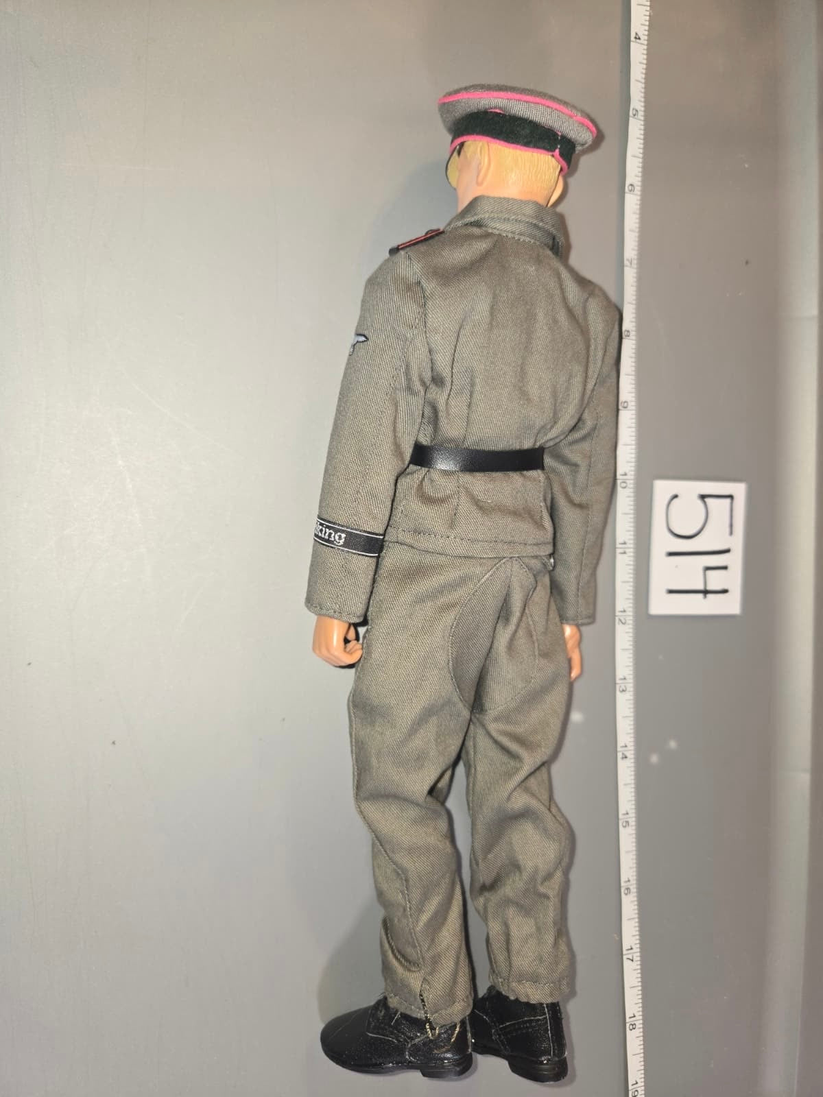 1:6 Scale WWII German Assault Gunner Dressed Figure - Dragon
