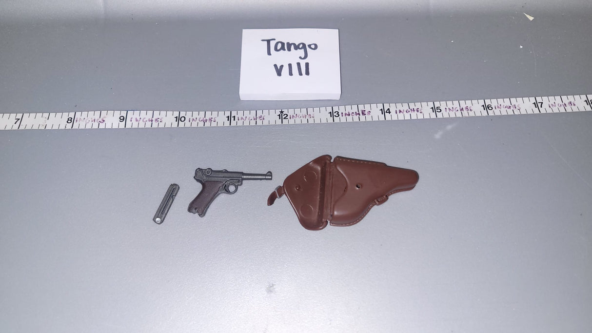1/6 Scale WWII German Pistol and Holster