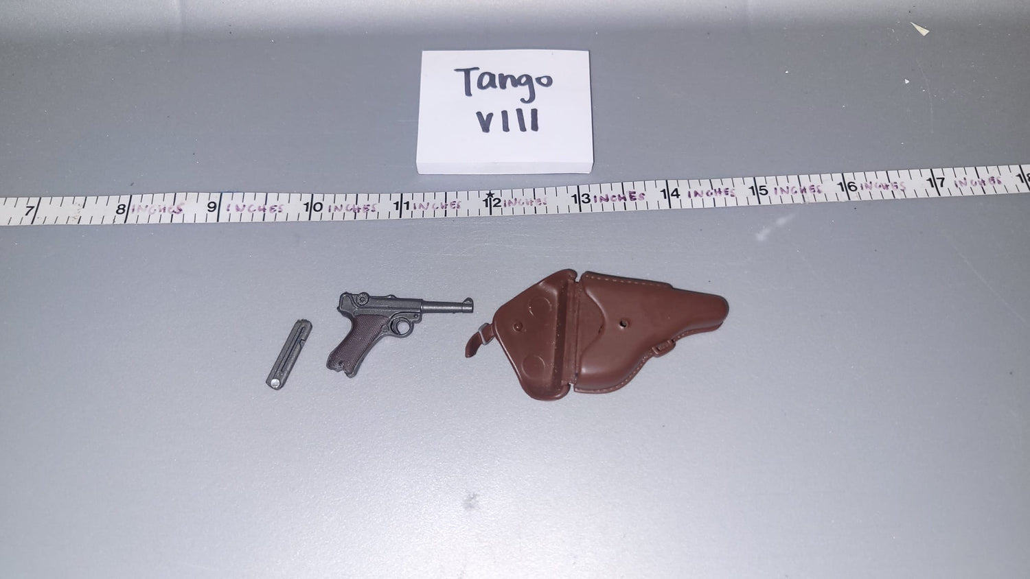 1/6 Scale WWII German Pistol and Holster