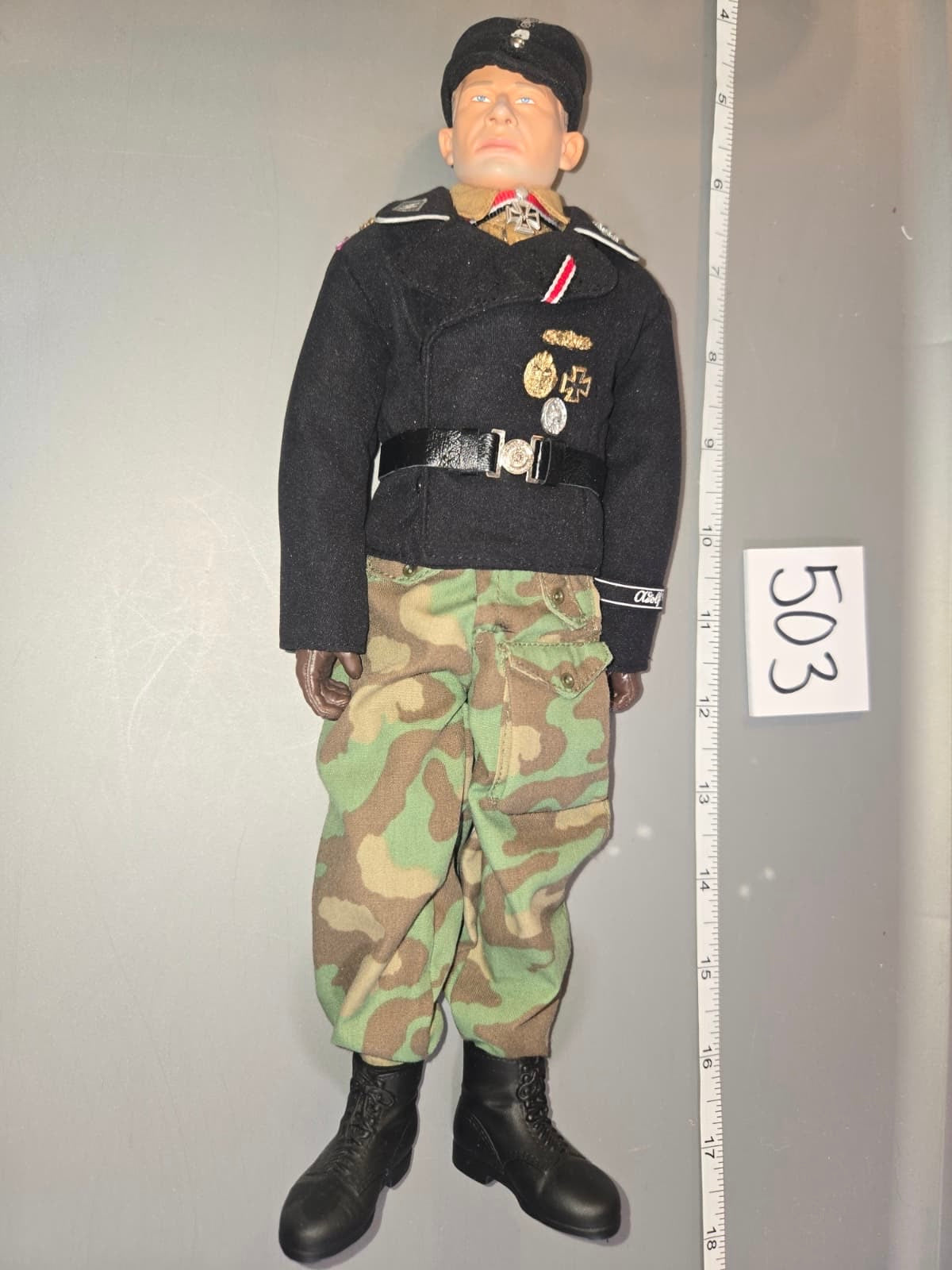 1:6 Scale WWII German Tanker Dressed Figure - Dragon