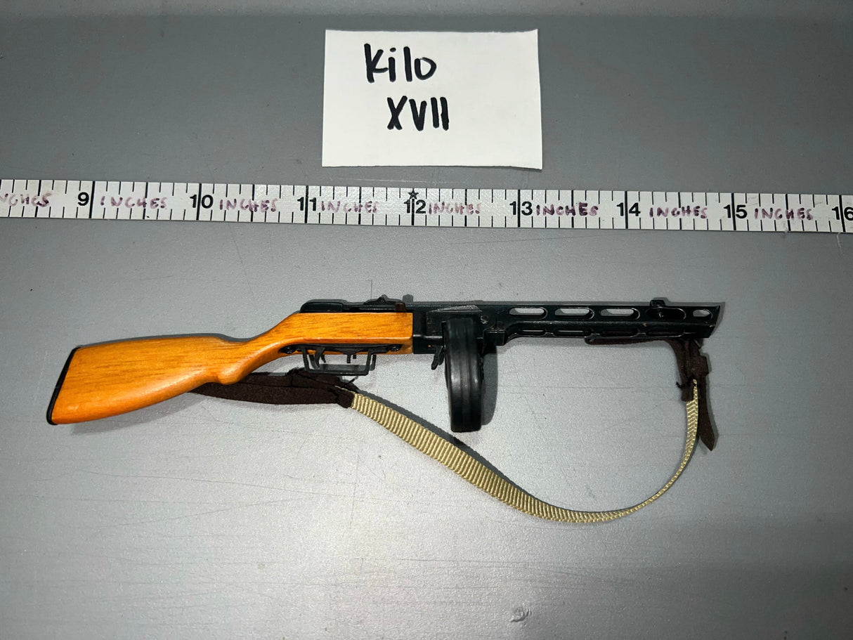 1:6 Scale WWII Russian PPSH-41 Submachine Gun - Wood Metal