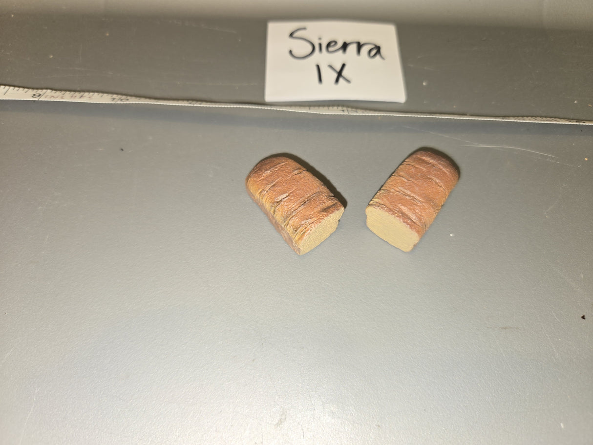 1/6 Scale Bread Loaf Diorama Item