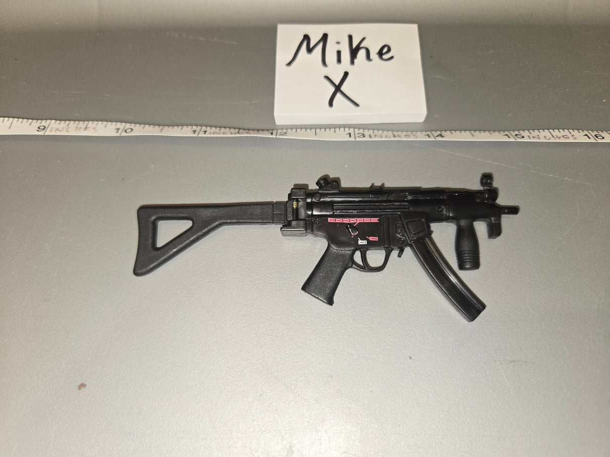 1/6 Scale Modern Era MP5 Submachine Gun