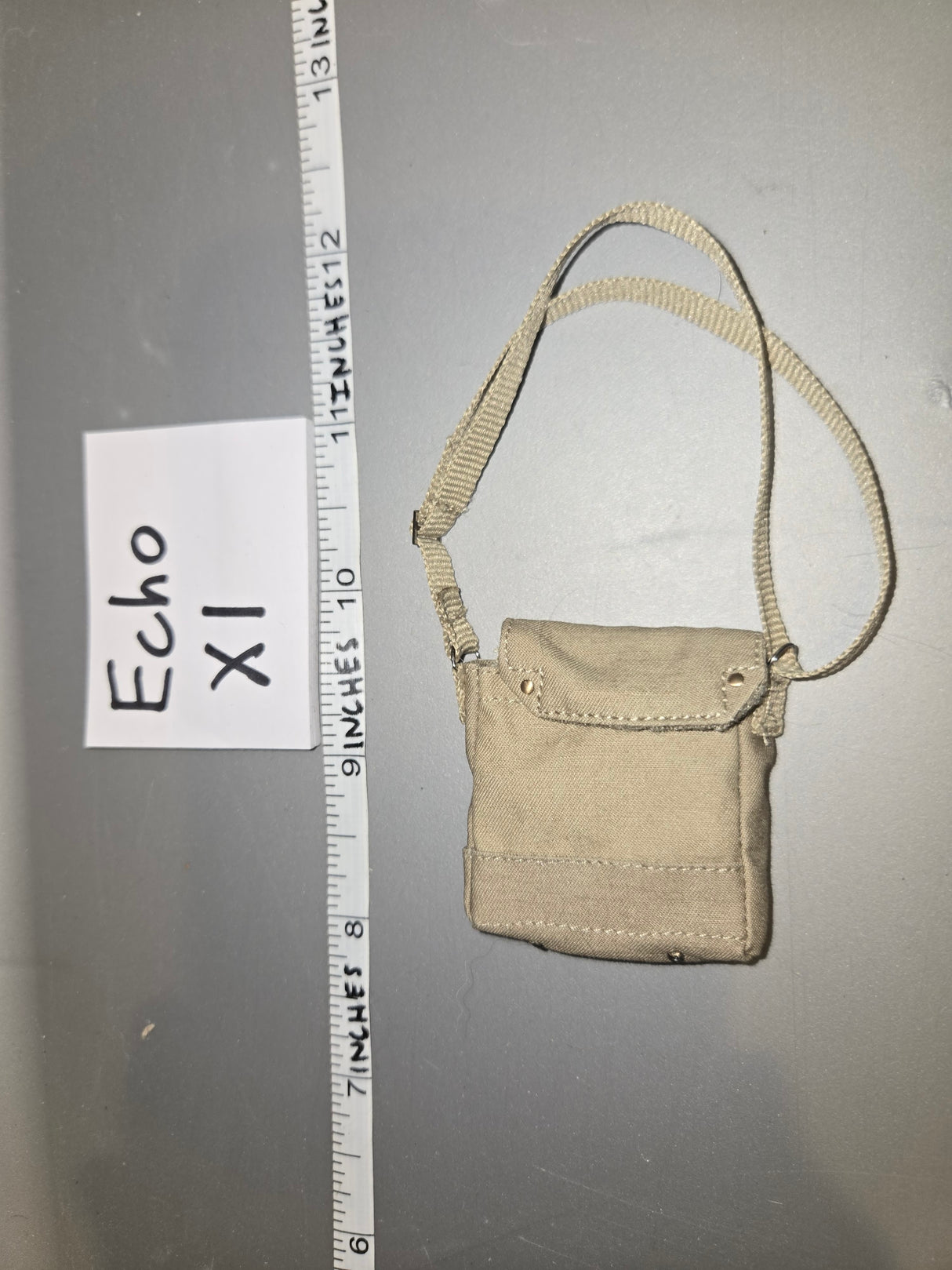 1:6 scale WWII British Gas Mask Bag