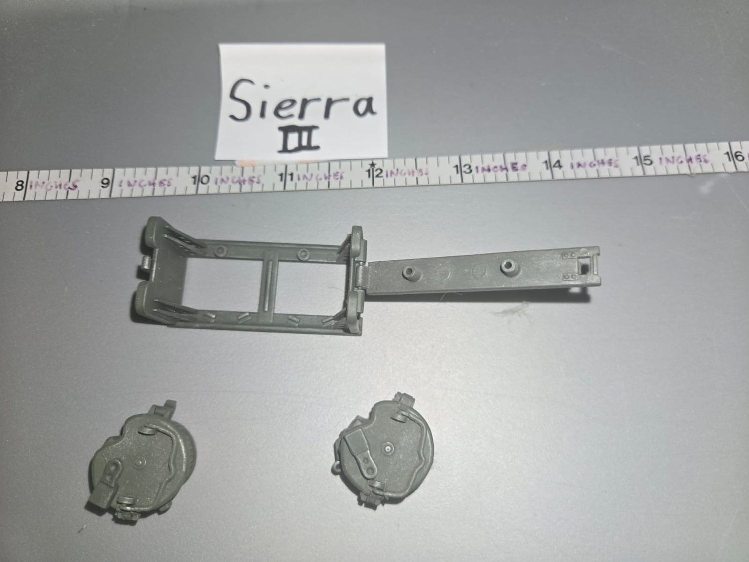 1/6 Scale WWII German Machine Gun Ammunition Snail Drums and Carrier