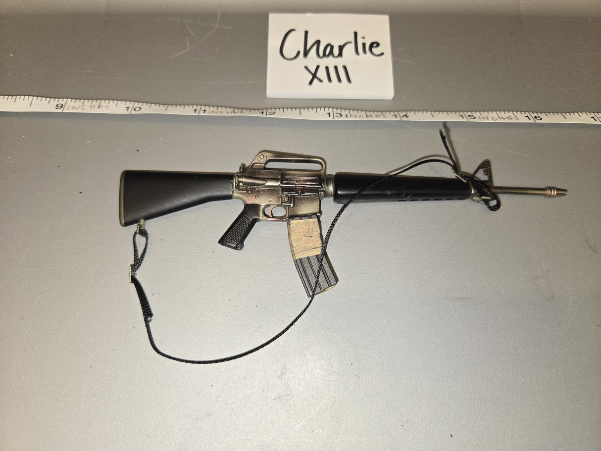 1:6 Scale Vietnam Era US M-16 Rifle