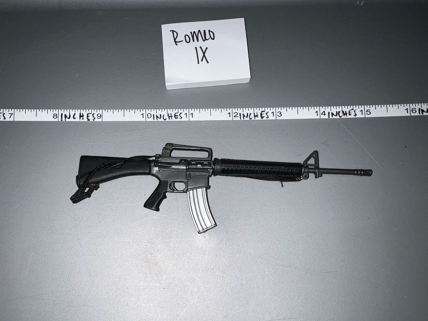 1/6 Modern Era M-16