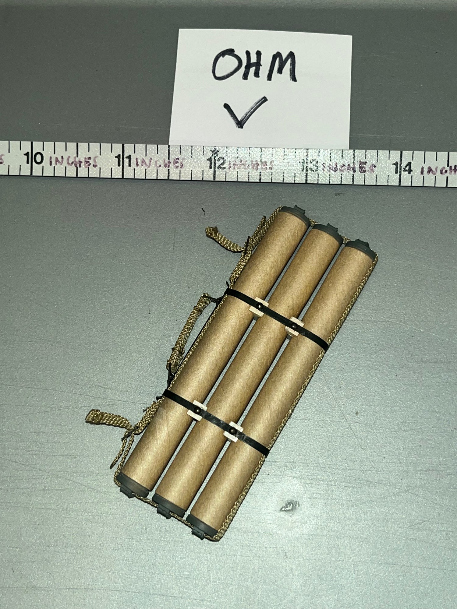 1/6 Scale WWII British Mortar Ammunition Case - UJINDOU Operation Market Garden Paratrooper