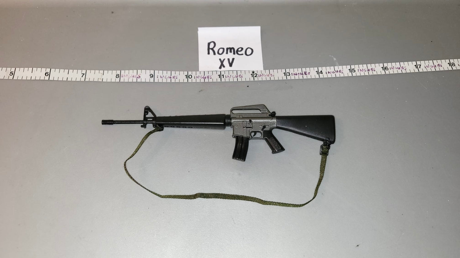 1:6 Scale Vietnam Era US M-16 Rifle