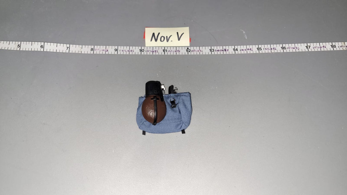 1/6 Scale WWII German Luftwaffe Bread Bag Lot