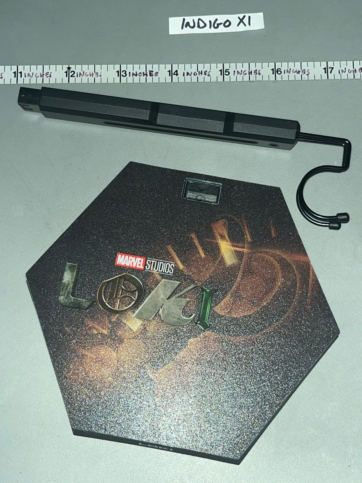 1/6 Scale Hot Toys Loki Figure Stand - Marvel Comics