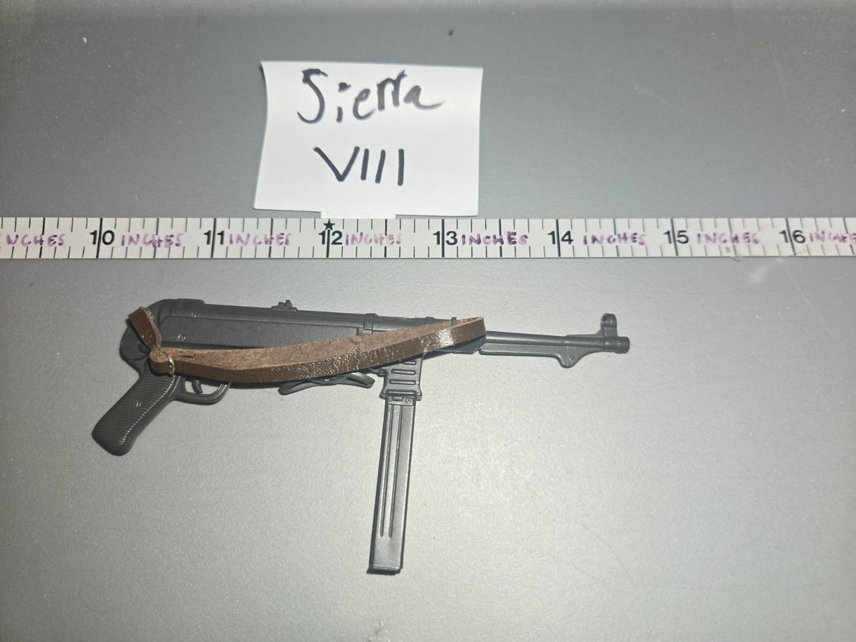 1/6 Scale WWII German MP-40