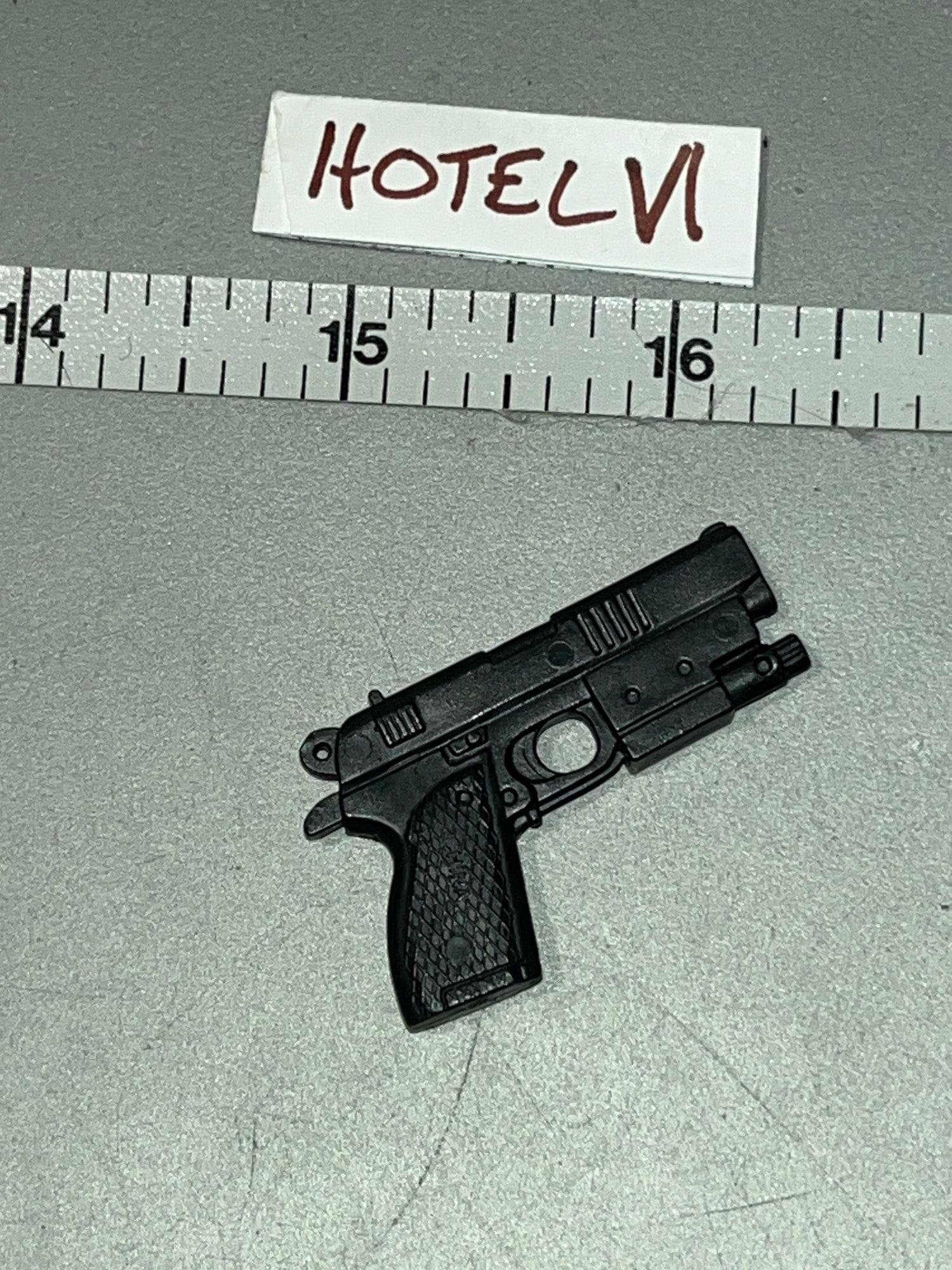 1/6 Modern Era Pistol