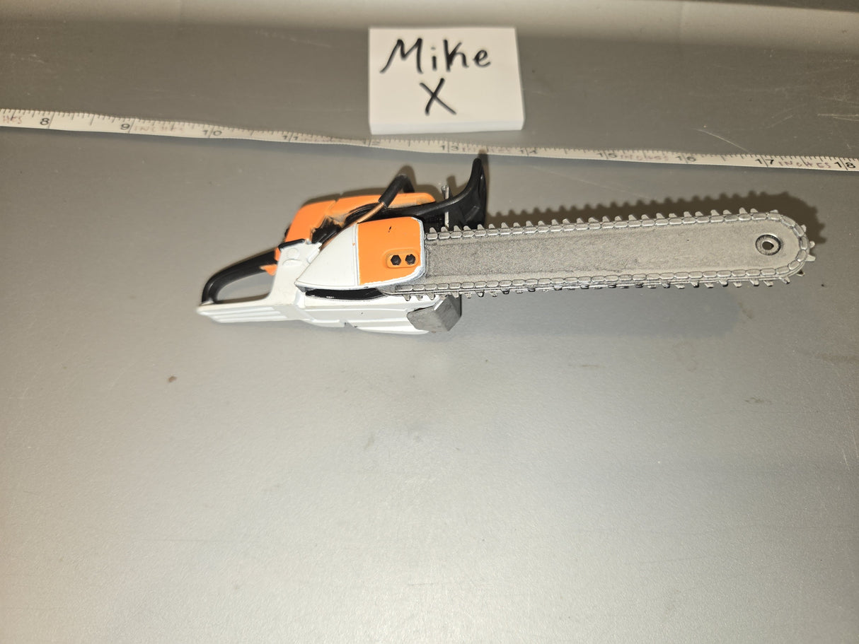 1/6 Scale Modern Chainsaw - Civilian