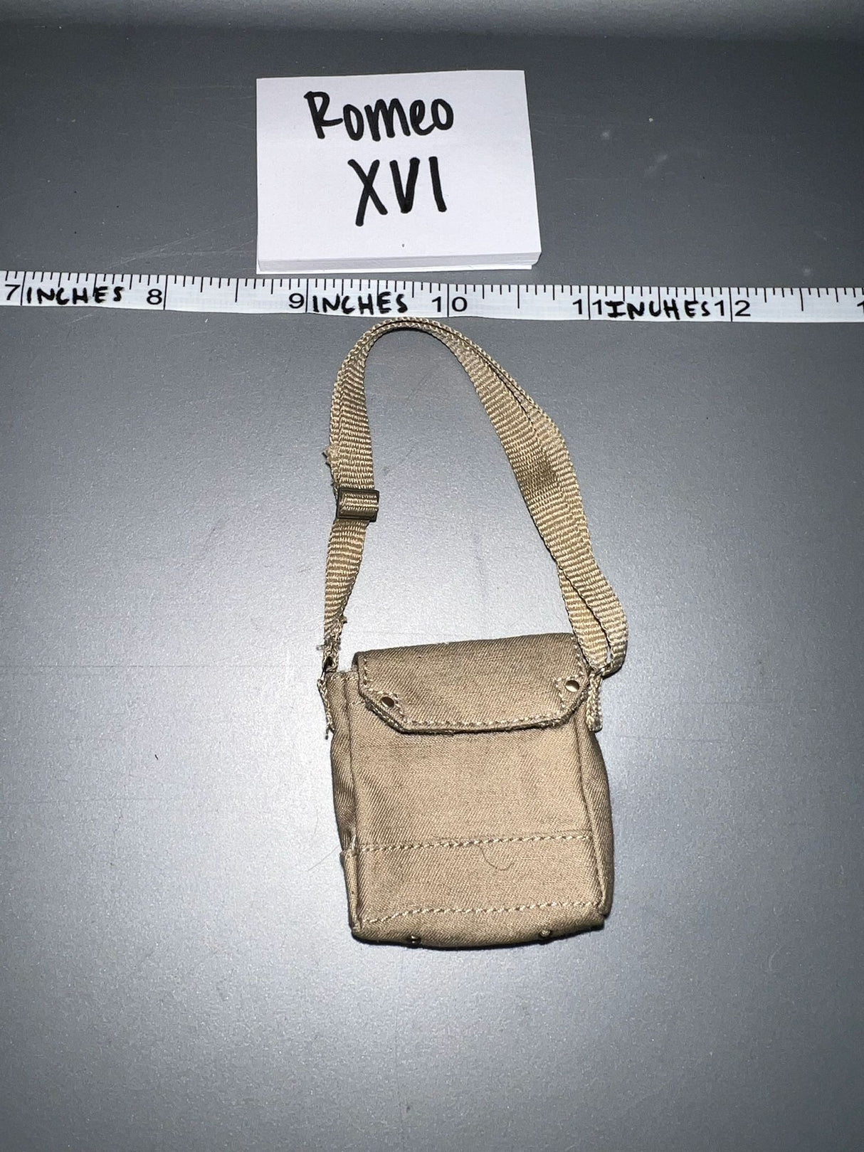 1:6 scale WWII British Gas Mask Bag