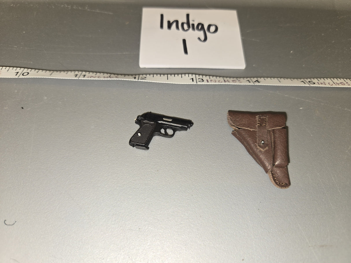 1/6 Scale WWII German Pistol and Holster - Leather