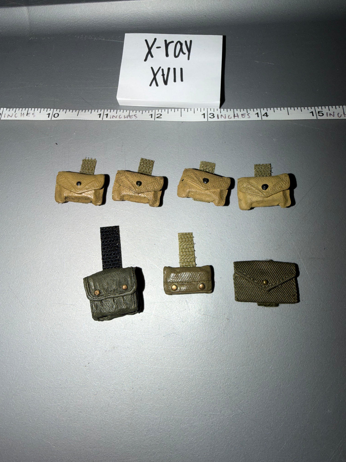 1/6 Scale WWII US Marine First Aid Pouch Lot
