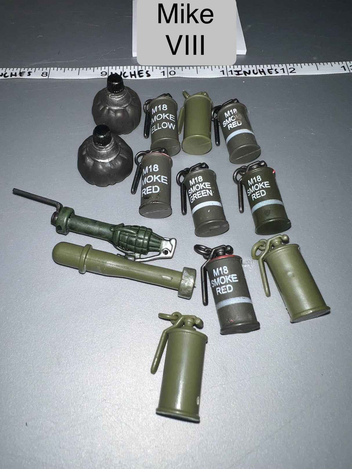 1/6 Scale WWII US Grenade Lot