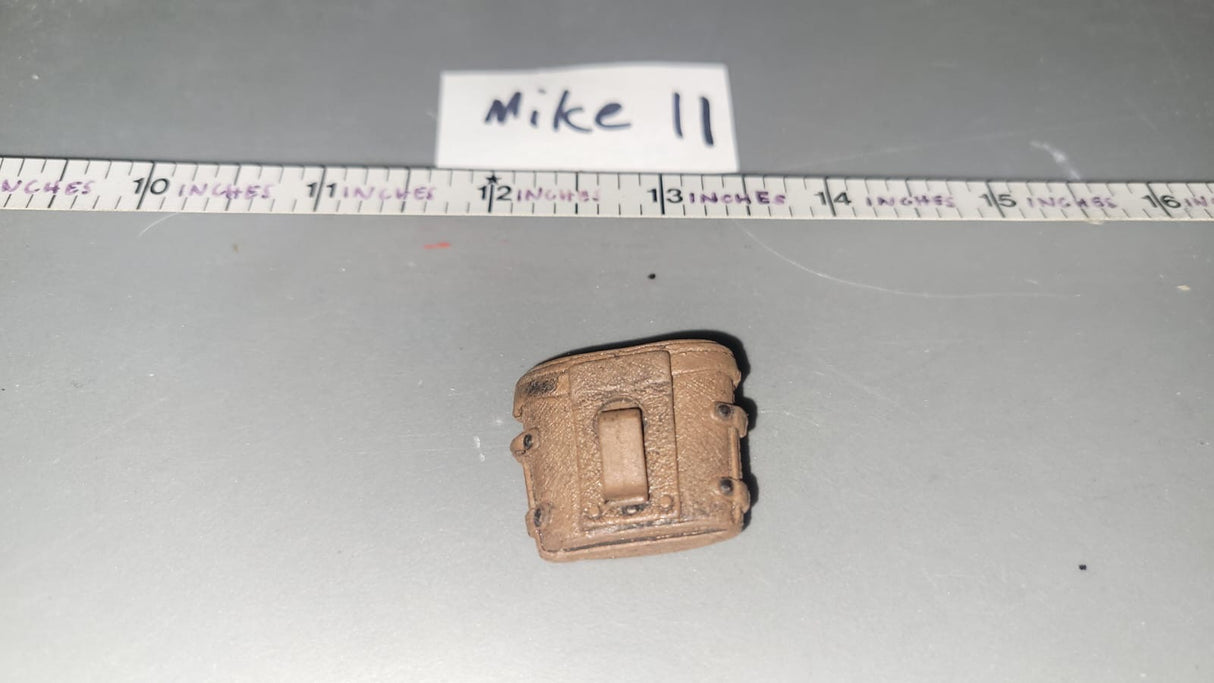 1/6 Scale WWII US Binoculars Case