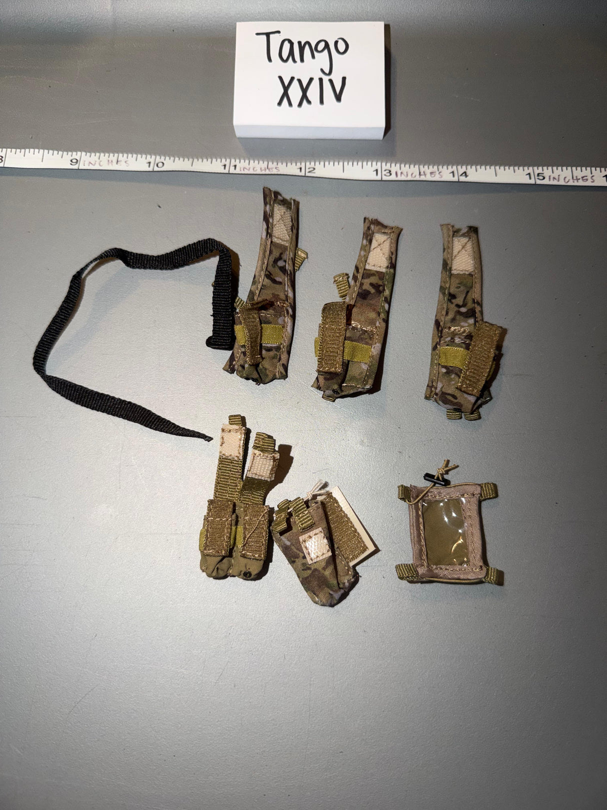 1/6 Scale Modern Era Pouch Lot