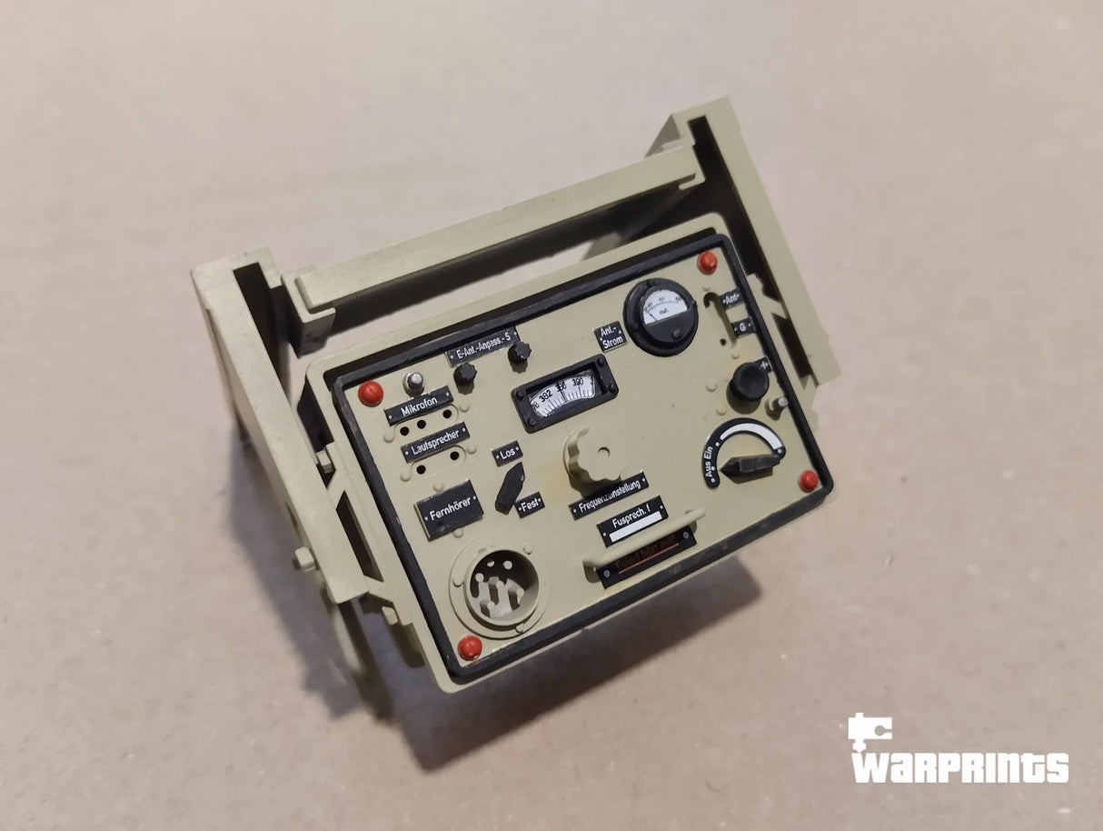 1/6 Scale WWII German Fusprech.F Radio Set - Unfinished Model Kit - Warprints