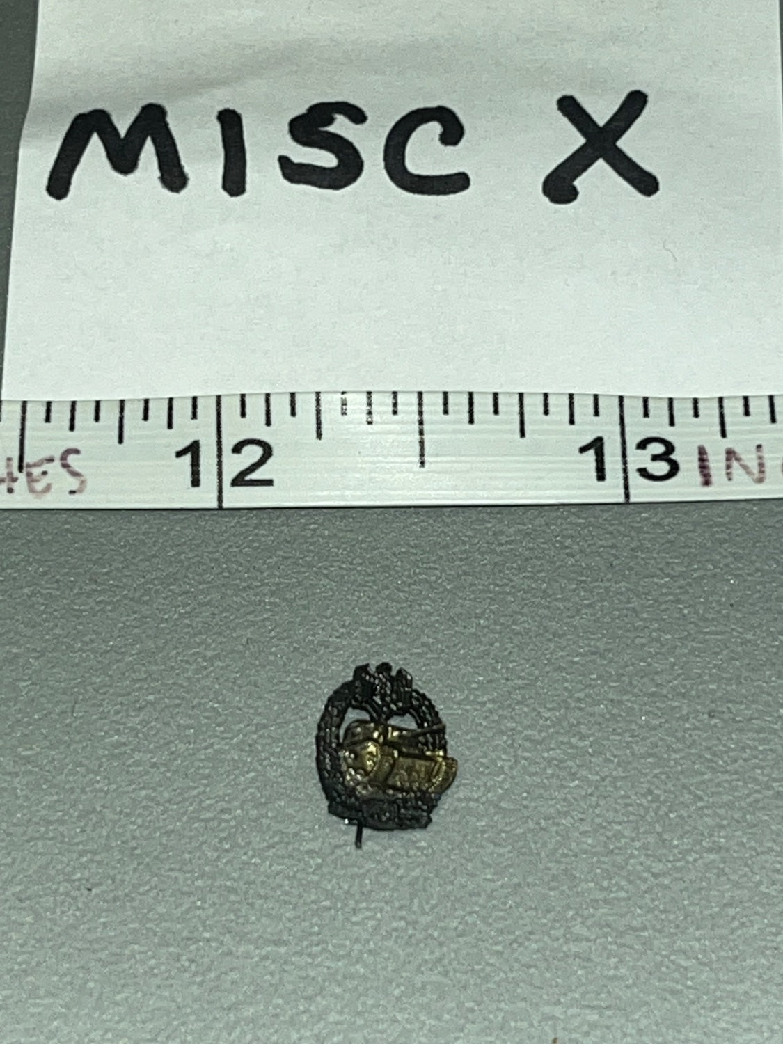 1/6 Scale WWII German Panzer Assault Badge Miniature Pin - UD9059 1/6 WWII Hermann Goring Division Tunisia 1943 Ujindou MISC X