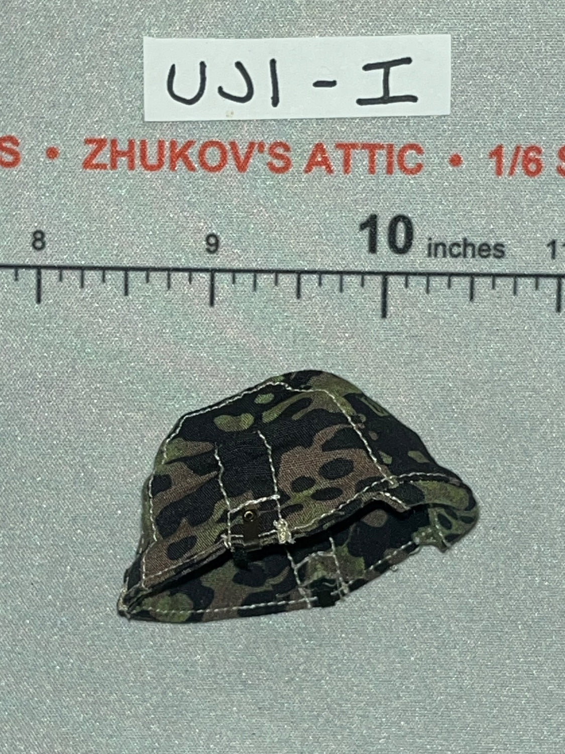 1/6 Scale WWII German Waffen Helmet Cover - WWII German 9th. Panzer Division UD9060 Ujindou