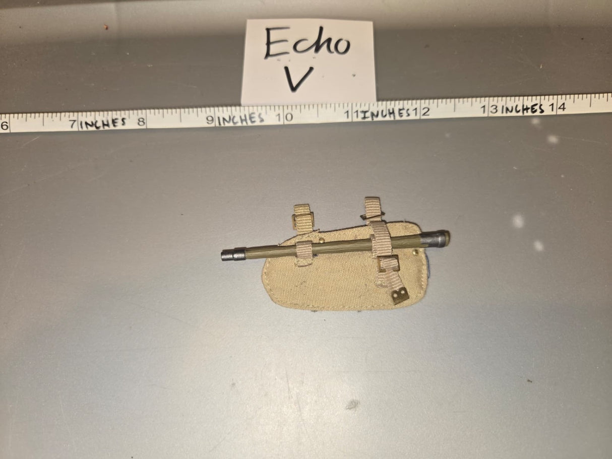 1/6 Scale Modern Era Desert Rifle Bag with Barrel - Echo V