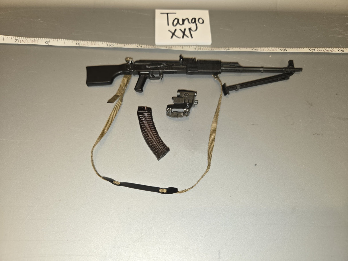 1/6 Scale Modern Era Russian RPK Light Machine Gun with Sling and Accessories - Tango XXI