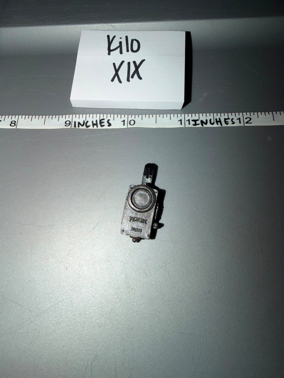 1/6 Scale Modern Era Radio - Kilo XIX