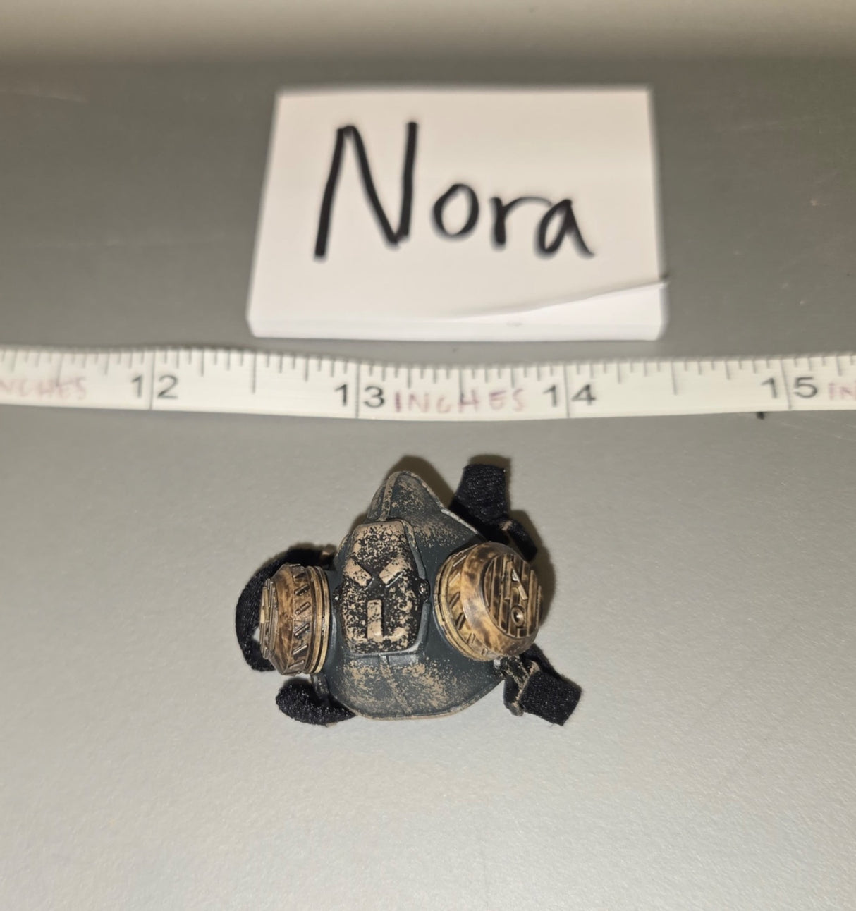 1/6 Scale Post-Apocalyptic Gas Mask - Nora