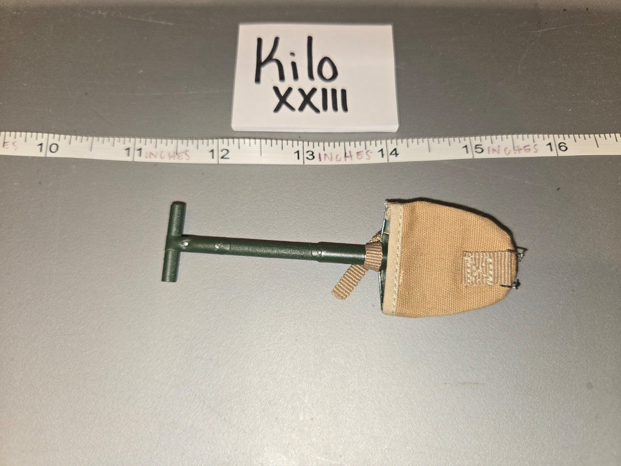 1/6 Scale Modern Era US Entrenching Tool with Cover - Kilo XXIII